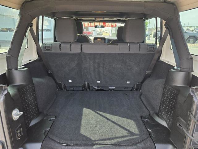 Used 2018 Jeep Wrangler Unlimited Sport AWD/4WD image 17