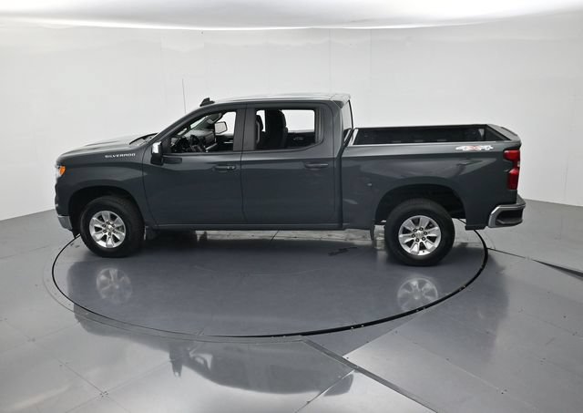 Used 2025 Chevrolet Silverado 1500 LT AWD/4WD image 47