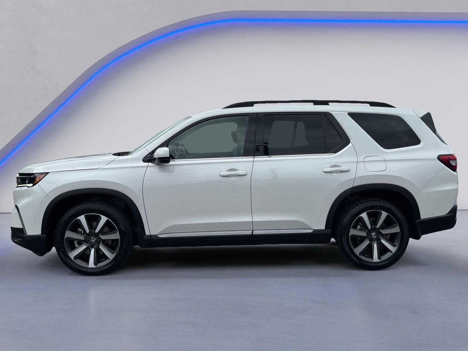 Used 2024 Honda Pilot Touring image 7