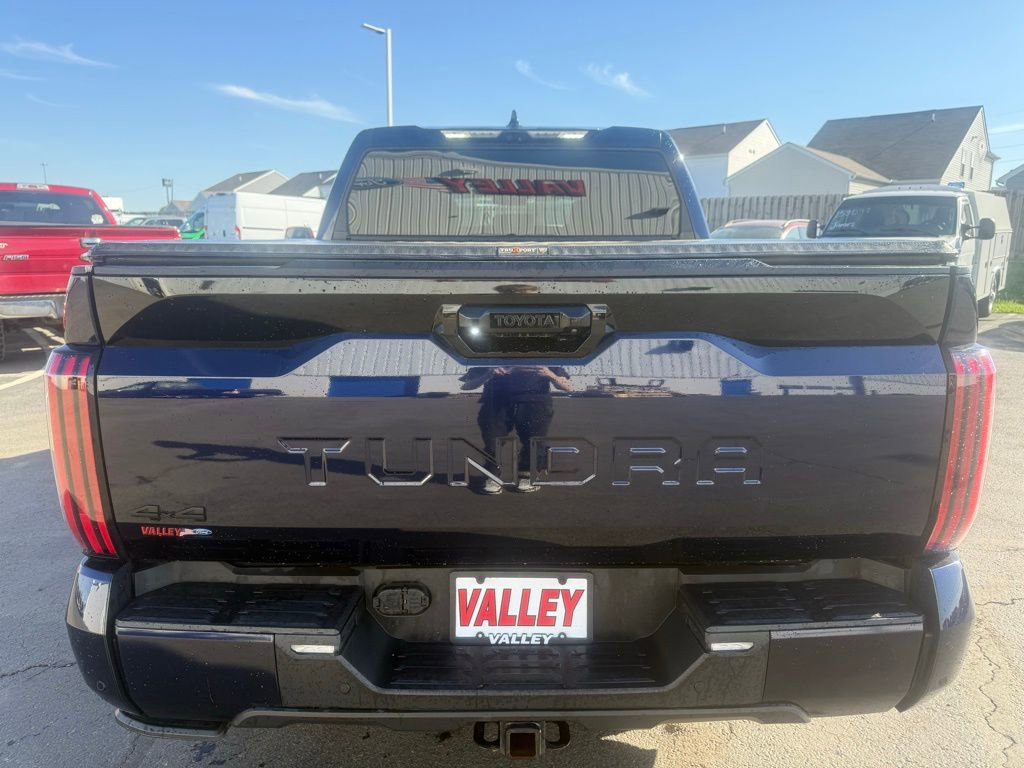 Used 2022 Toyota Tundra Platinum w/ Advanced Package image 4