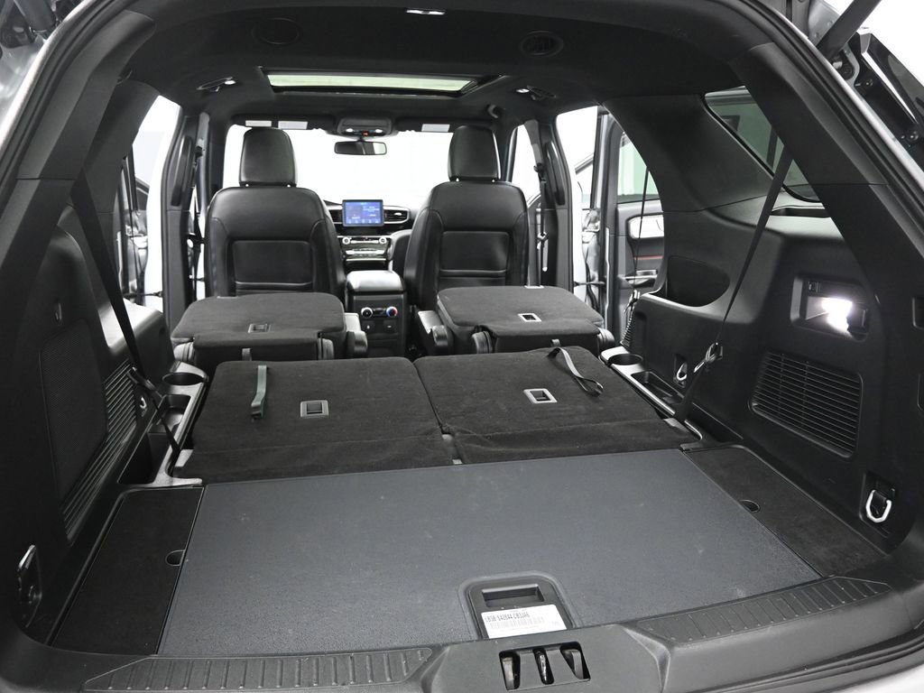 Certified 2023 Ford Explorer ST-Line w/ Class IV Trailer Tow Package RWD image 25