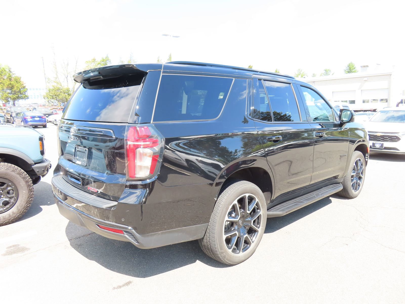 Used 2023 Chevrolet Tahoe RST w/ Luxury Package image 6