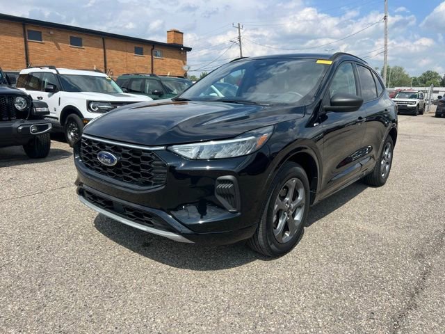 Certified 2024 Ford Escape ST-Line w/ Tech Pack #1 AWD/4WD image 27