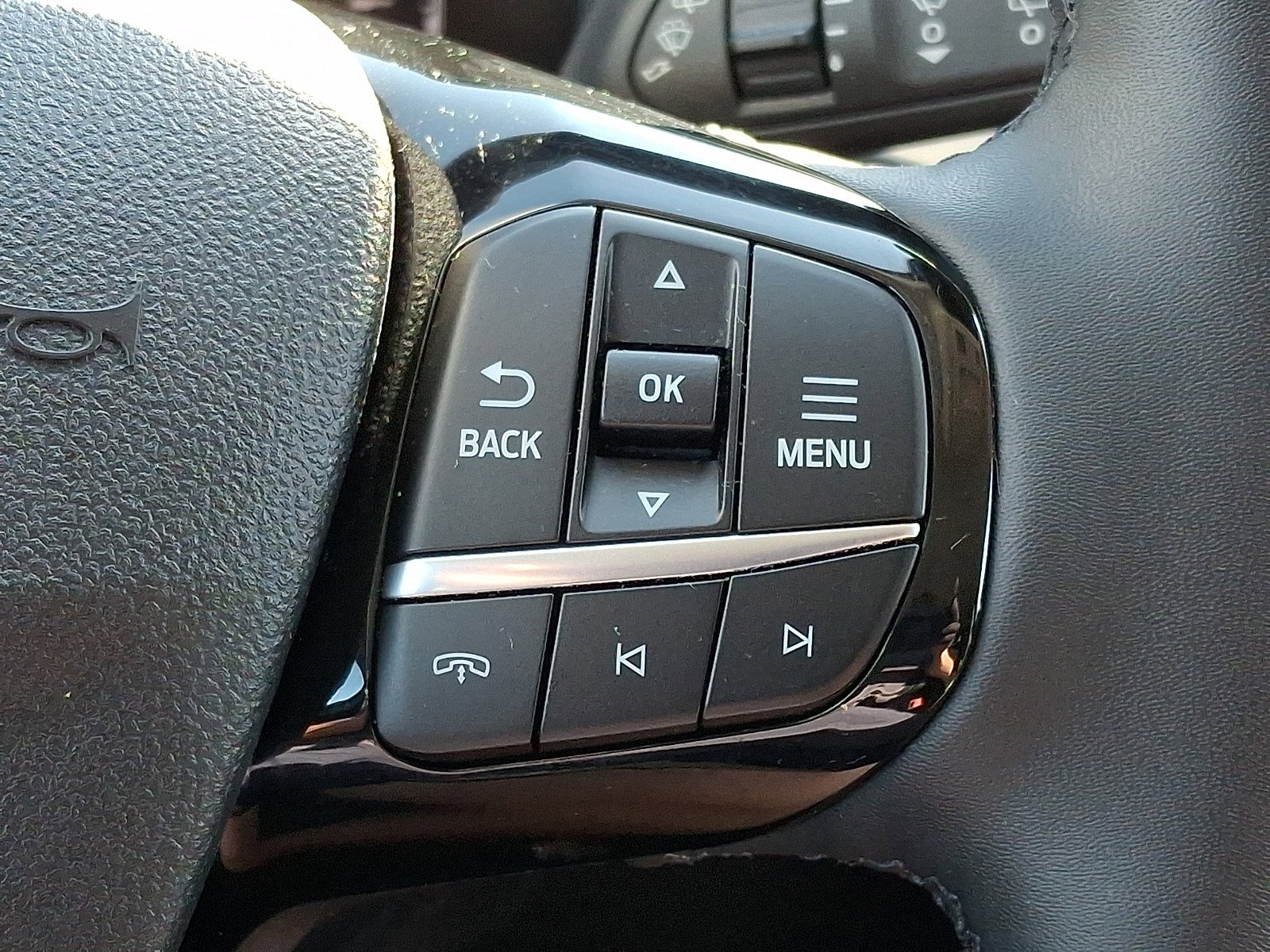 Certified 2023 Ford Escape SE FWD image 20