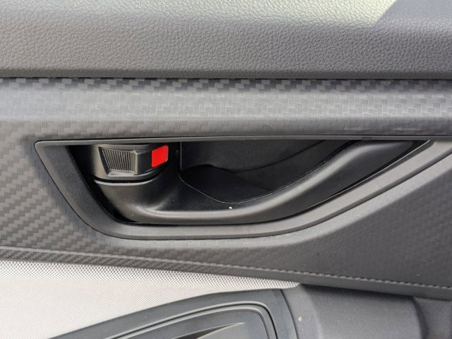 Used 2020 Subaru Crosstrek 2.0i image 29