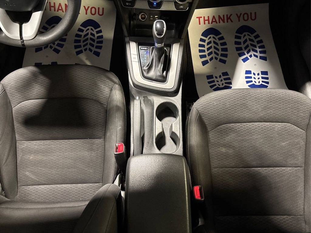 Used 2019 Hyundai Elantra SE w/ Cargo Package FWD image 23