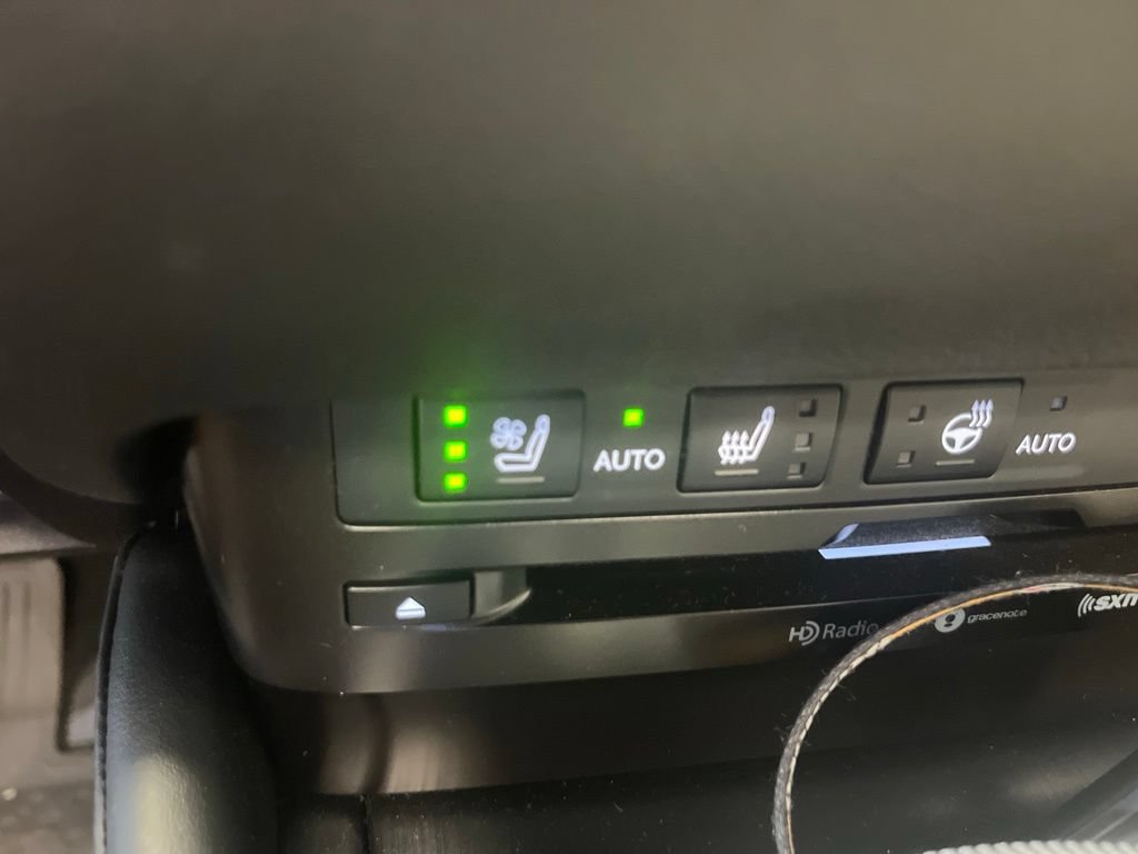 Used 2019 Lexus ES 350 w/ Premium Package FWD image 8