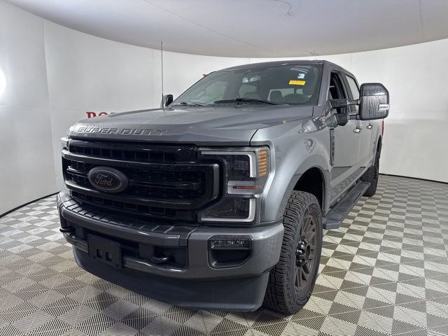 Certified 2022 Ford F350 Lariat w/ Black Appearance Package image 4