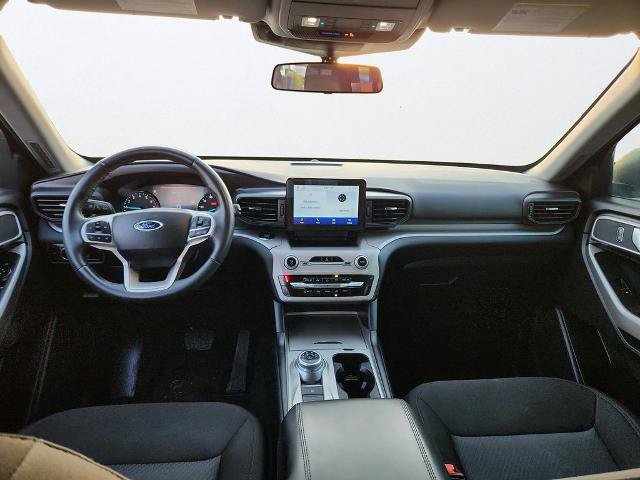 Certified 2023 Ford Explorer XLT RWD image 22