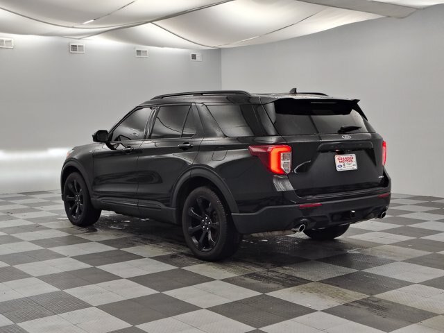 Certified 2024 Ford Explorer ST-Line w/ Class IV Trailer Tow Package AWD/4WD image 9