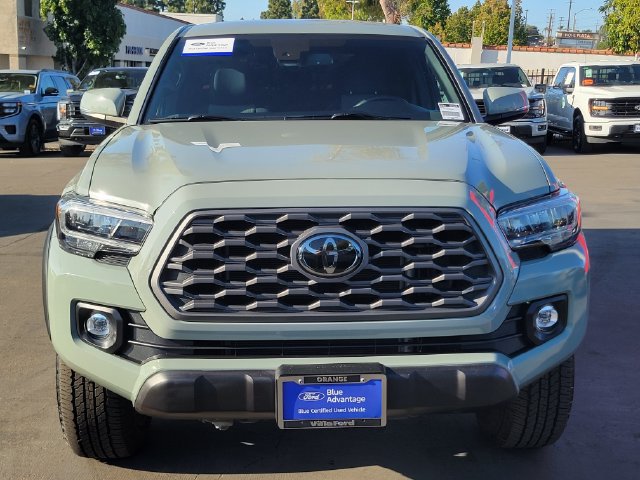Used 2023 Toyota Tacoma TRD Off-Road w/ Black Out Package (TMS) AWD/4WD image 26