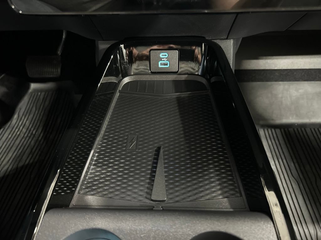Certified 2022 Ford Mustang Mach-E Select w/ Comfort/Technology Package AWD/4WD image 25