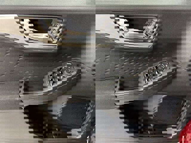 Certified 2020 Ford Escape SE image 5