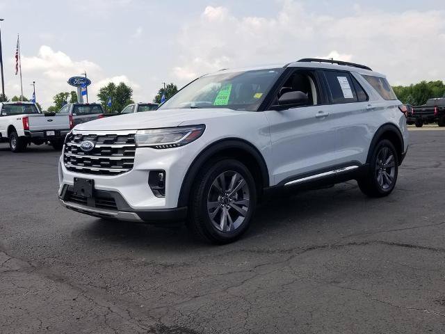 Certified 2025 Ford Explorer Active w/ Active Comfort Package AWD/4WD image 7