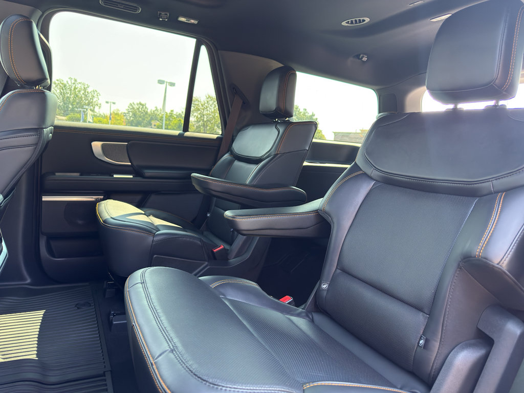 Certified 2025 Ford Expedition Tremor AWD/4WD image 11