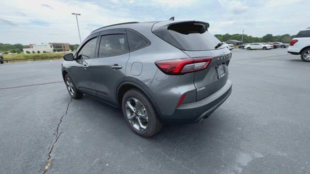 Certified 2026 Ford Escape ST-Line Select w/ Tech Pack #1 AWD/4WD image 6