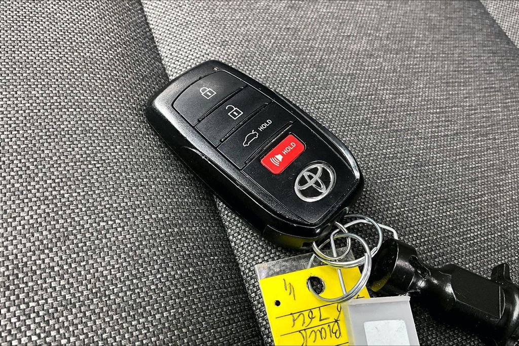 Used 2025 Toyota Camry LE FWD image 11