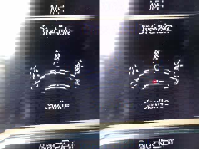 Used 2024 GMC Sierra 1500 SLT image 24