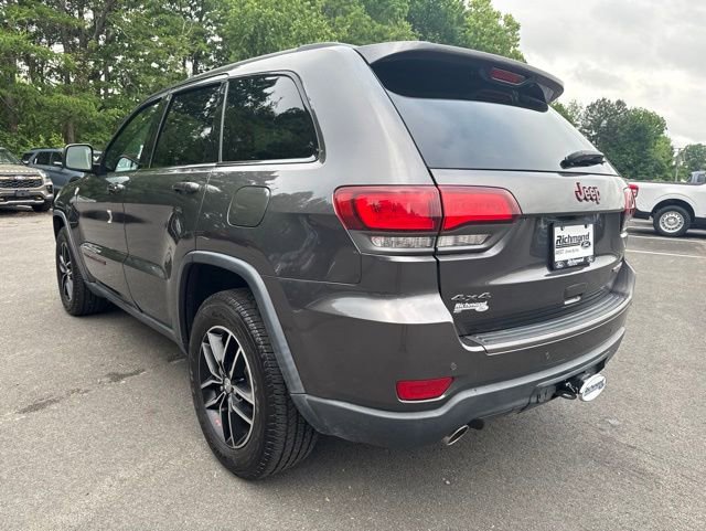 Used 2017 Jeep Grand Cherokee Trailhawk AWD/4WD image 3