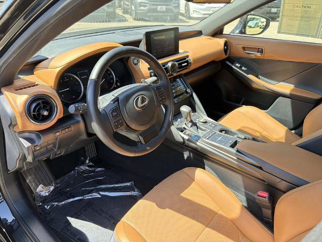 Used 2023 Lexus IS 300 w/ Comfort Package RWD image 14