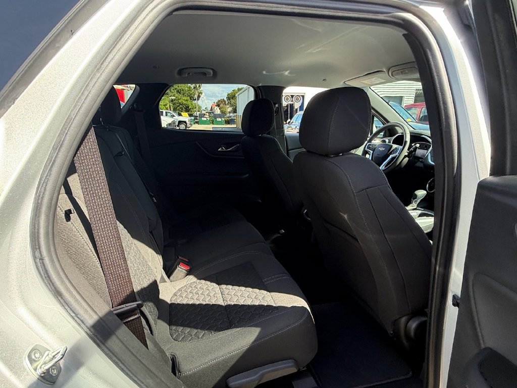 Used 2021 Chevrolet Blazer LT FWD image 16