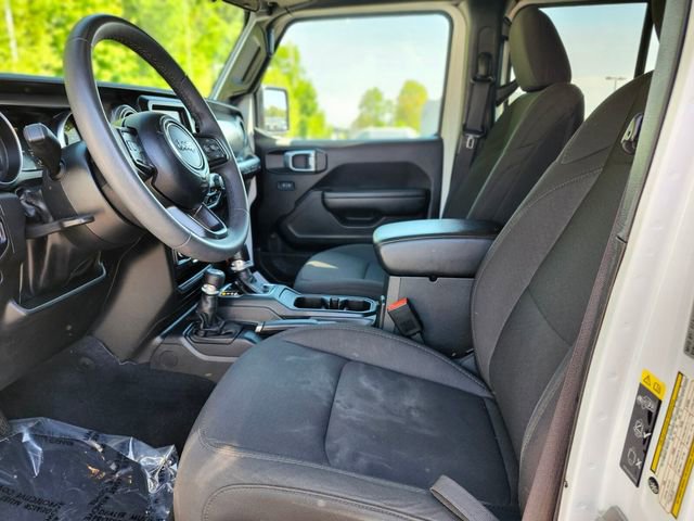Used 2023 Jeep Wrangler Unlimited w/ Convenience Group AWD/4WD image 17