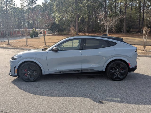 Certified 2025 Ford Mustang Mach-E GT image 3