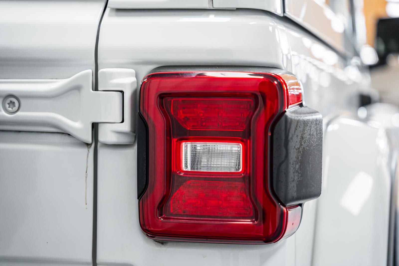 Used 2019 Jeep Wrangler Unlimited Sahara w/ Quick Order Package 24M Moab image 18