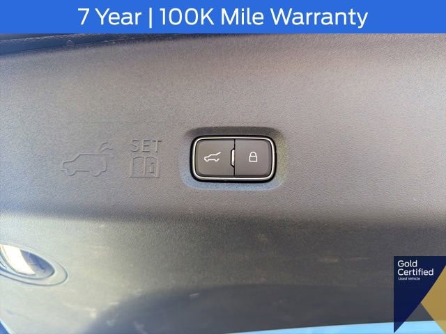 Certified 2025 Ford Expedition Active AWD/4WD image 15