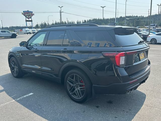 Certified 2025 Ford Explorer ST AWD/4WD image 4