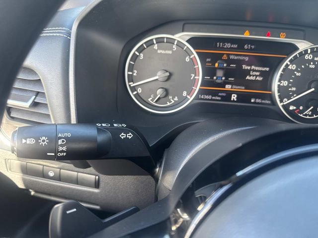 Used 2023 Nissan Rogue SV image 30