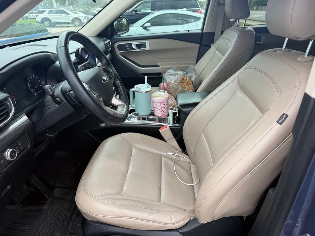 Certified 2021 Ford Explorer XLT w/ Equipment Group 202A image 13