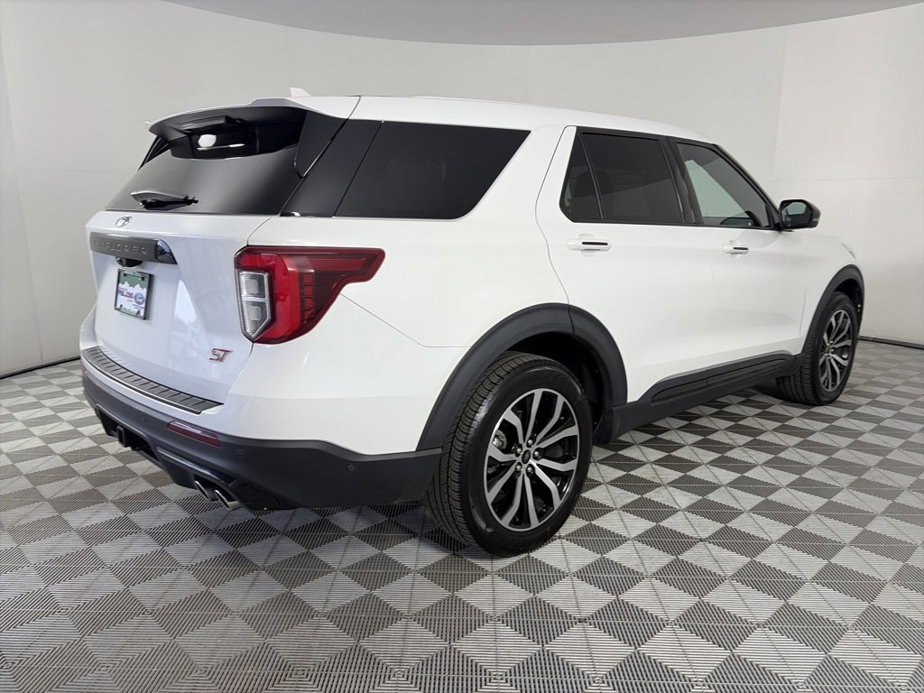 Certified 2021 Ford Explorer ST w/ Equipment Group 401A image 5