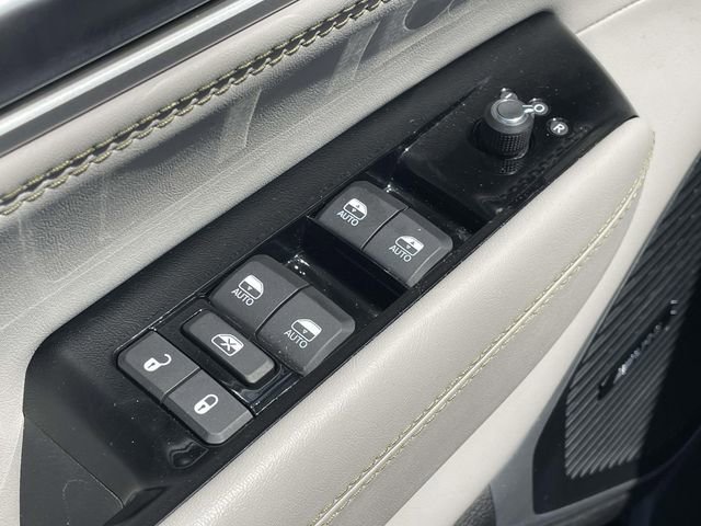 Used 2022 Jeep Wagoneer Series II image 13