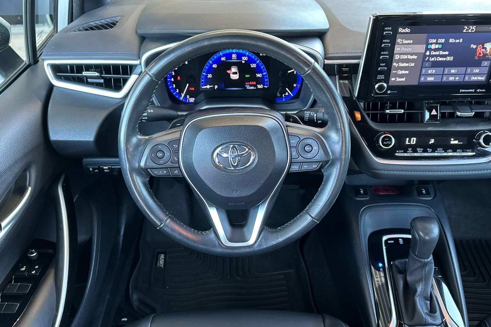 Used 2020 Toyota Corolla XSE w/ Carpet Mat Package (TMS) FWD image 17