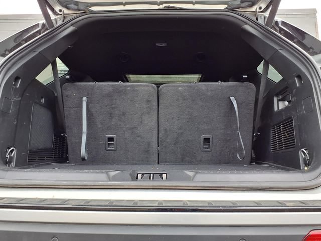 Certified 2024 Ford Explorer ST-Line w/ Class IV Trailer Tow Package AWD/4WD image 23