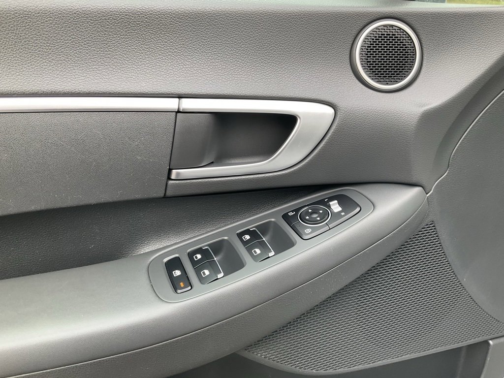 Used 2020 Hyundai Sonata SE image 19