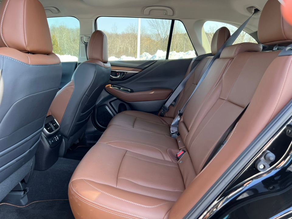 Used 2025 Subaru Outback Touring XT image 9