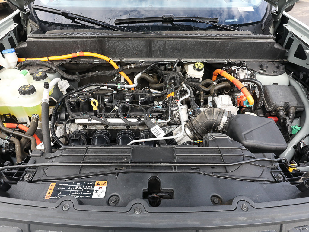 Certified 2024 Ford Maverick Lariat FWD image 17