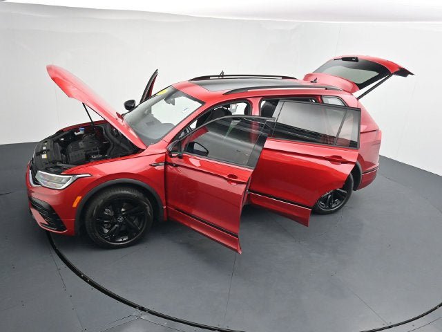 Used 2024 Volkswagen Tiguan SE R-Line FWD image 49