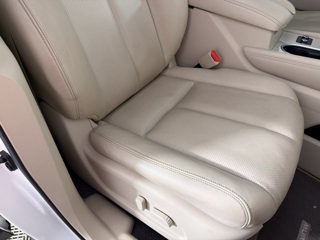 Used 2018 Nissan Murano Platinum w/ Cargo Package FWD image 32
