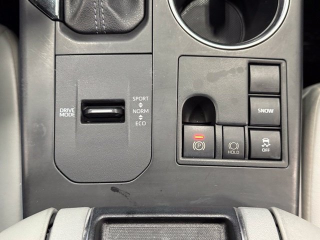 Used 2023 Toyota Highlander XLE FWD image 31