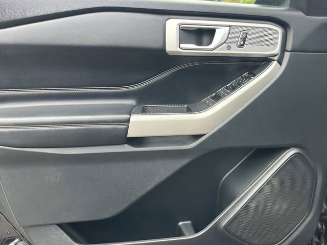 Certified 2021 Ford Explorer Limited RWD image 32