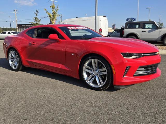 Used 2017 Chevrolet Camaro LT RWD image 3