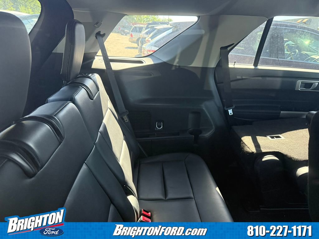 Certified 2023 Ford Explorer XLT w/ Equipment Group 202A AWD/4WD image 9