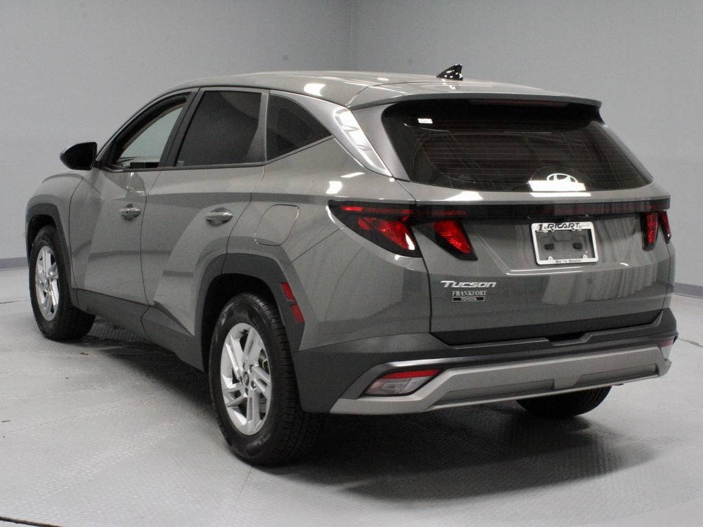 Used 2025 Hyundai Tucson SE FWD image 9