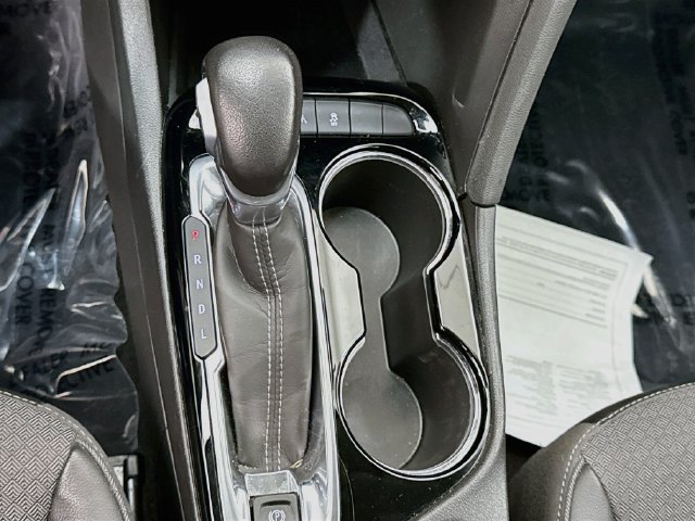 Used 2023 Buick Encore GX Preferred FWD image 16