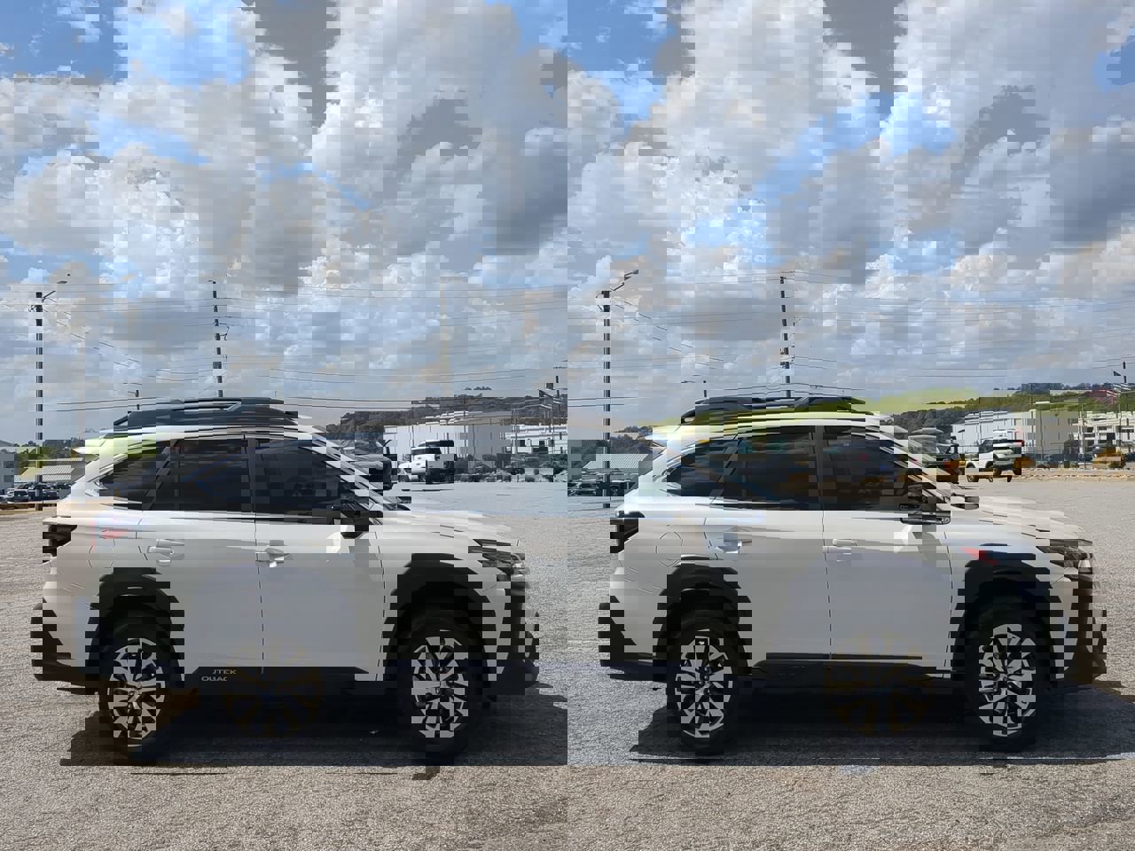 Used 2024 Subaru Outback Premium AWD/4WD image 6