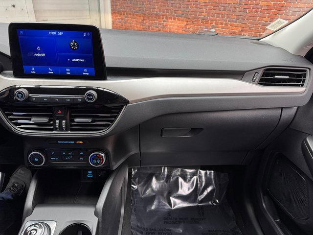 Certified 2022 Ford Escape SE image 17