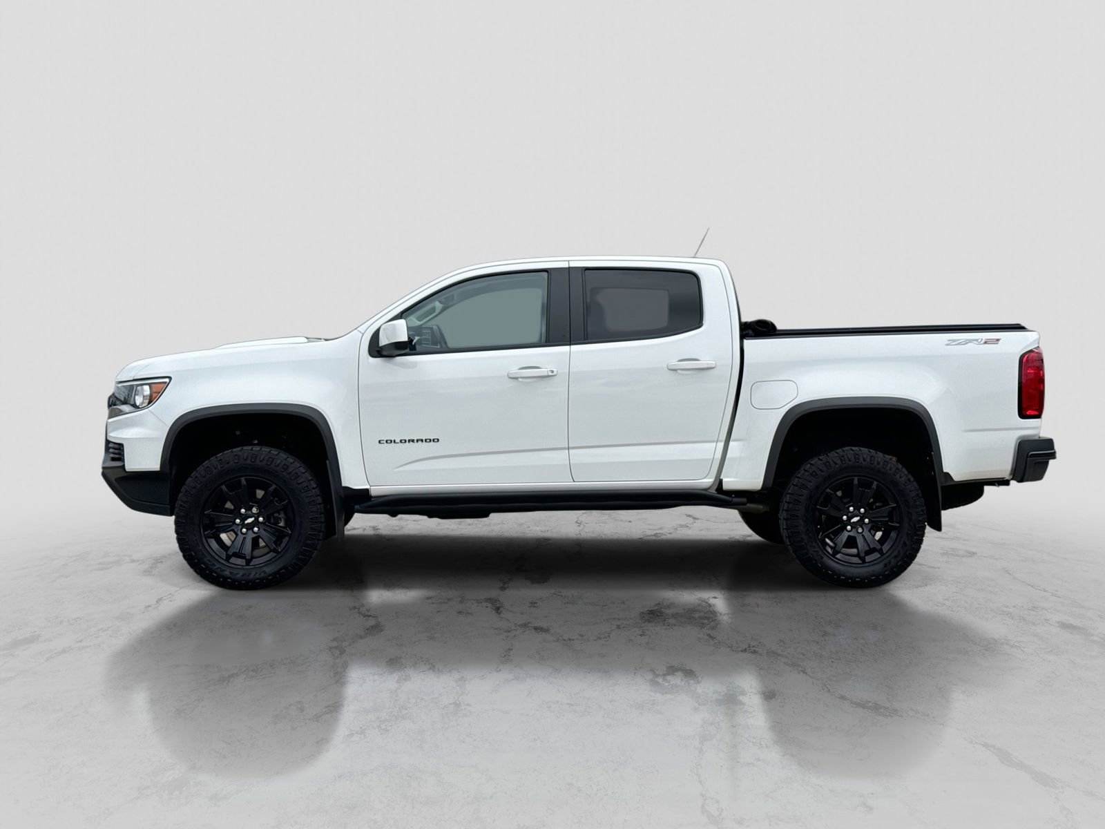 Used 2022 Chevrolet Colorado ZR2 w/ ZR2 Dusk Special Edition AWD/4WD image 3